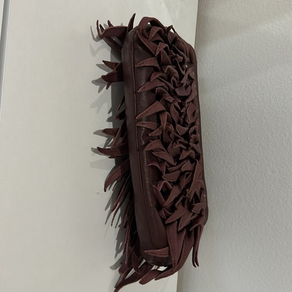 Pour and Victoire plum clutch - Picture 4 of 8